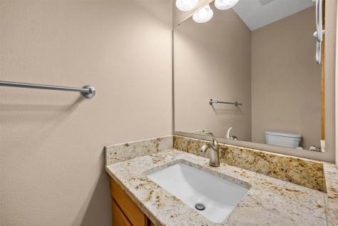1477 Buckingham Place Iowa City IA 52240