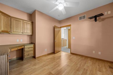 1477 Buckingham Place Iowa City IA 52240