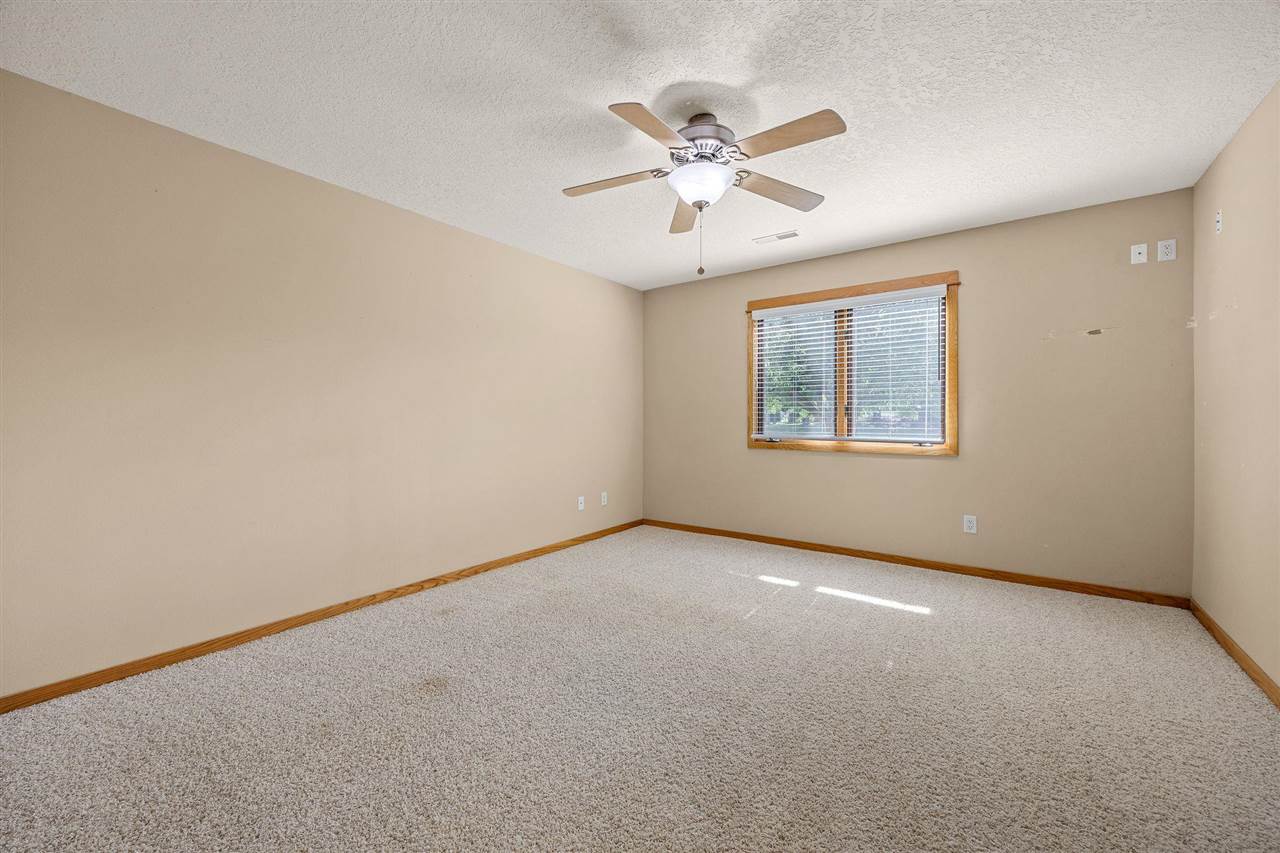 1477 Buckingham Place Iowa City IA 52240