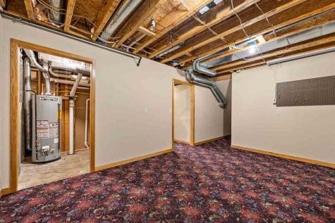 1477 Buckingham Place Iowa City IA 52240