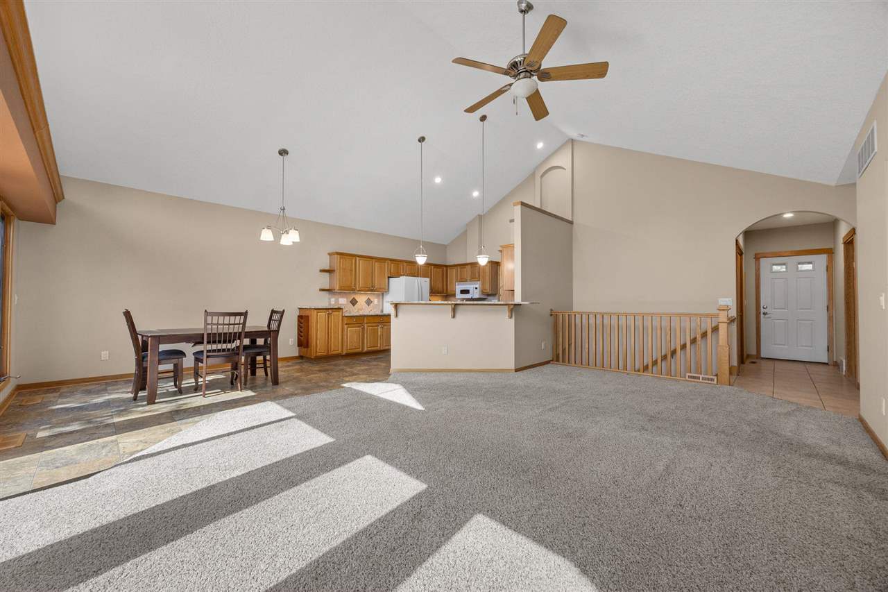1477 Buckingham Place Iowa City IA 52240