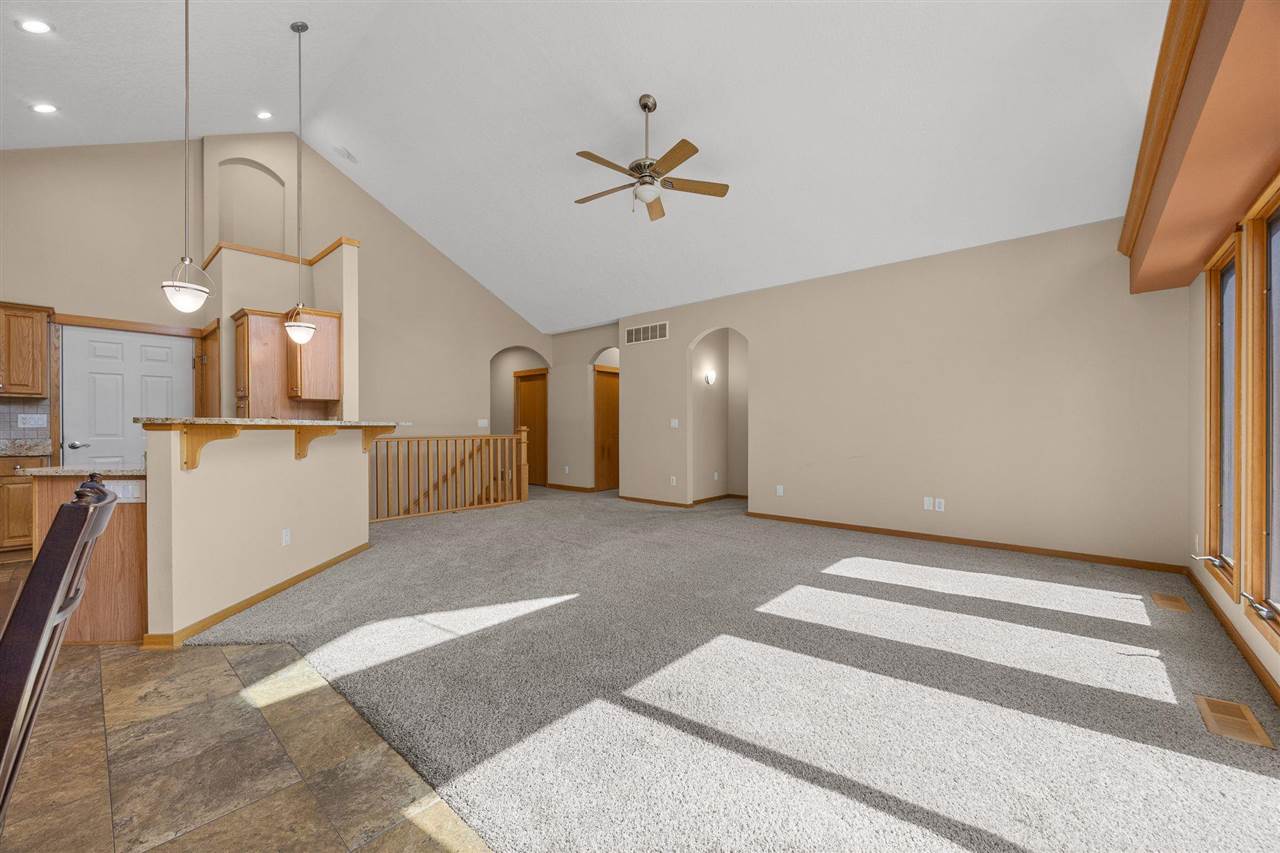 1477 Buckingham Place Iowa City IA 52240