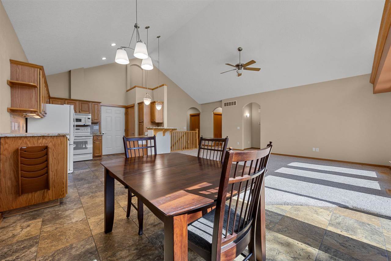 1477 Buckingham Place Iowa City IA 52240