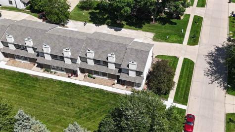 904 West Side Drive Iowa City IA 52246