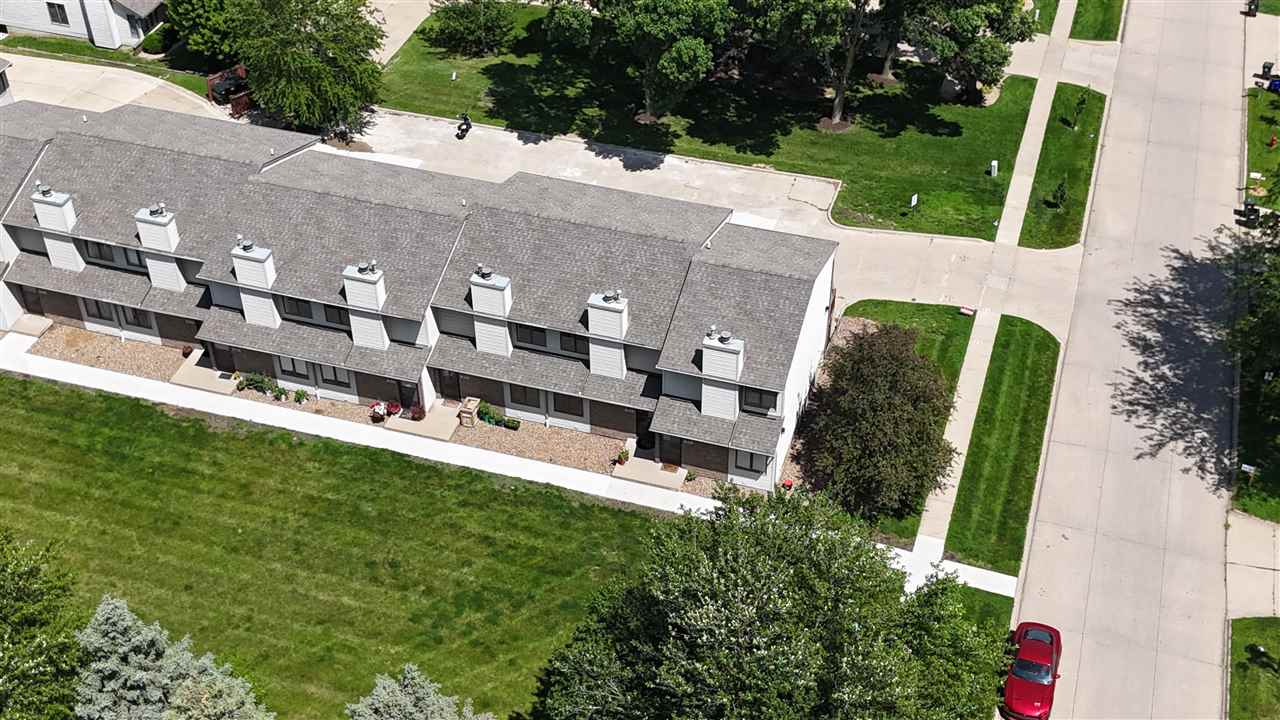 904 West Side Drive Iowa City IA 52246