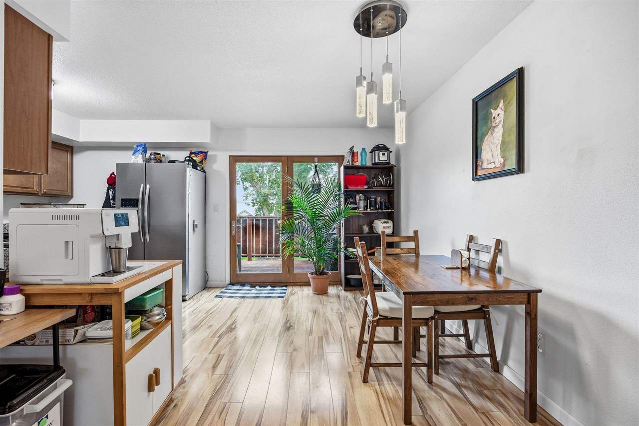 904 West Side Drive Iowa City IA 52246