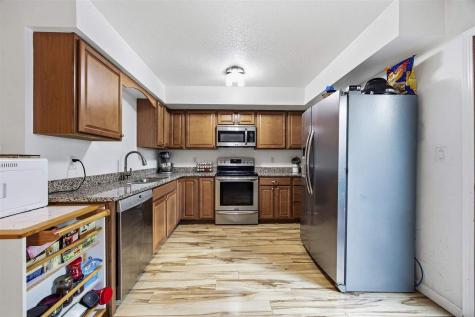 904 West Side Drive Iowa City IA 52246
