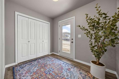 290 Kenneth Drive Iowa City IA 52245