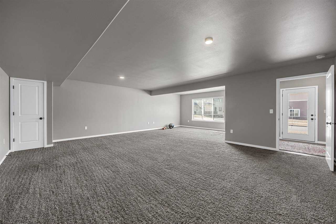 290 Kenneth Drive Iowa City IA 52245