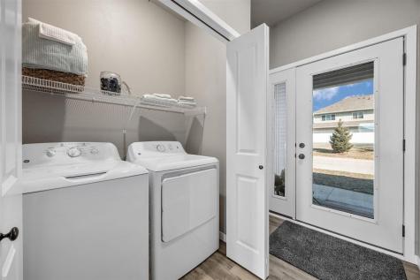 290 Kenneth Drive Iowa City IA 52245