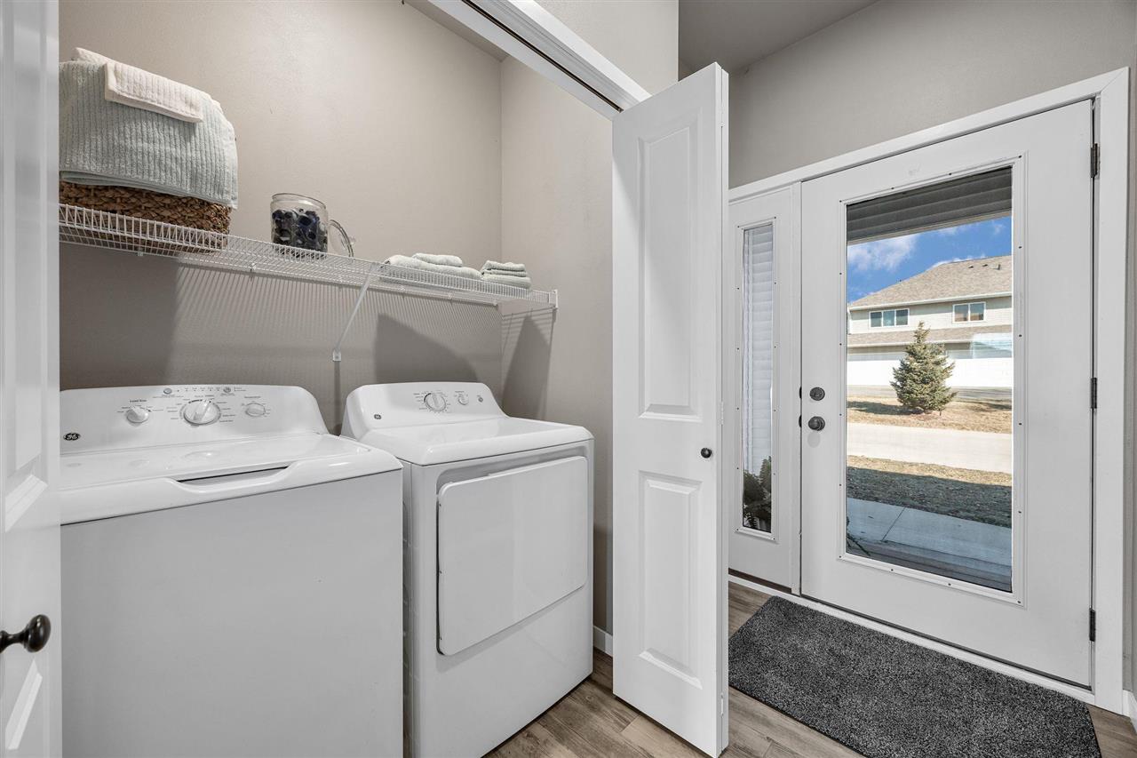 290 Kenneth Drive Iowa City IA 52245