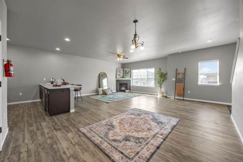290 Kenneth Drive Iowa City IA 52245
