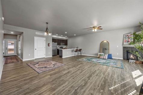 290 Kenneth Drive Iowa City IA 52245
