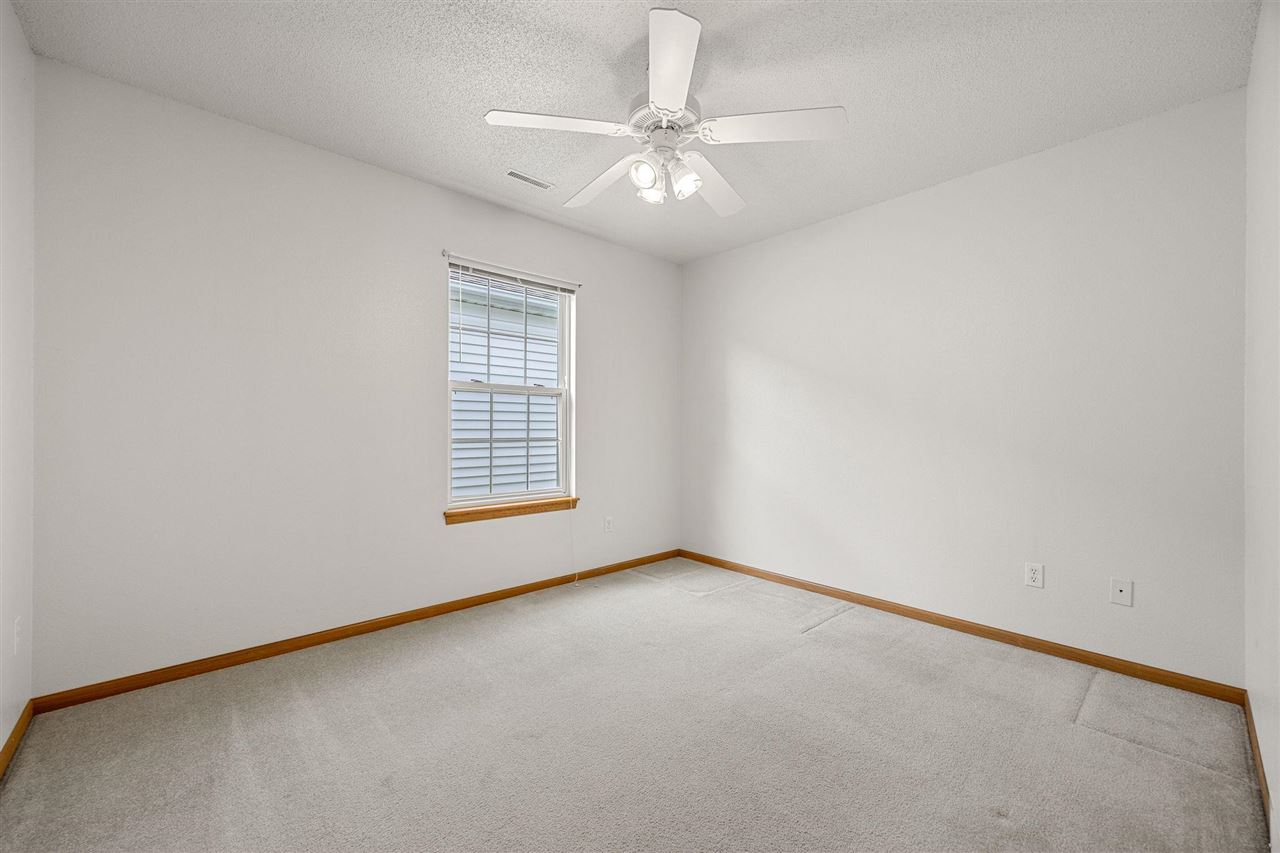 1240 Shannon Drive Iowa City IA 52246