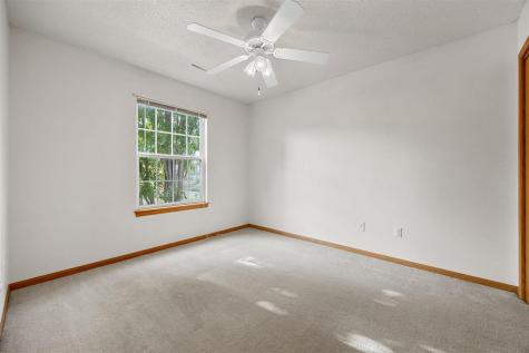 1240 Shannon Drive Iowa City IA 52246