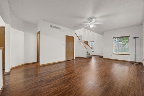 1240 Shannon Drive Iowa City IA 52246