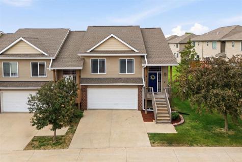 1809 Goose Lake Circle North Liberty IA 52317