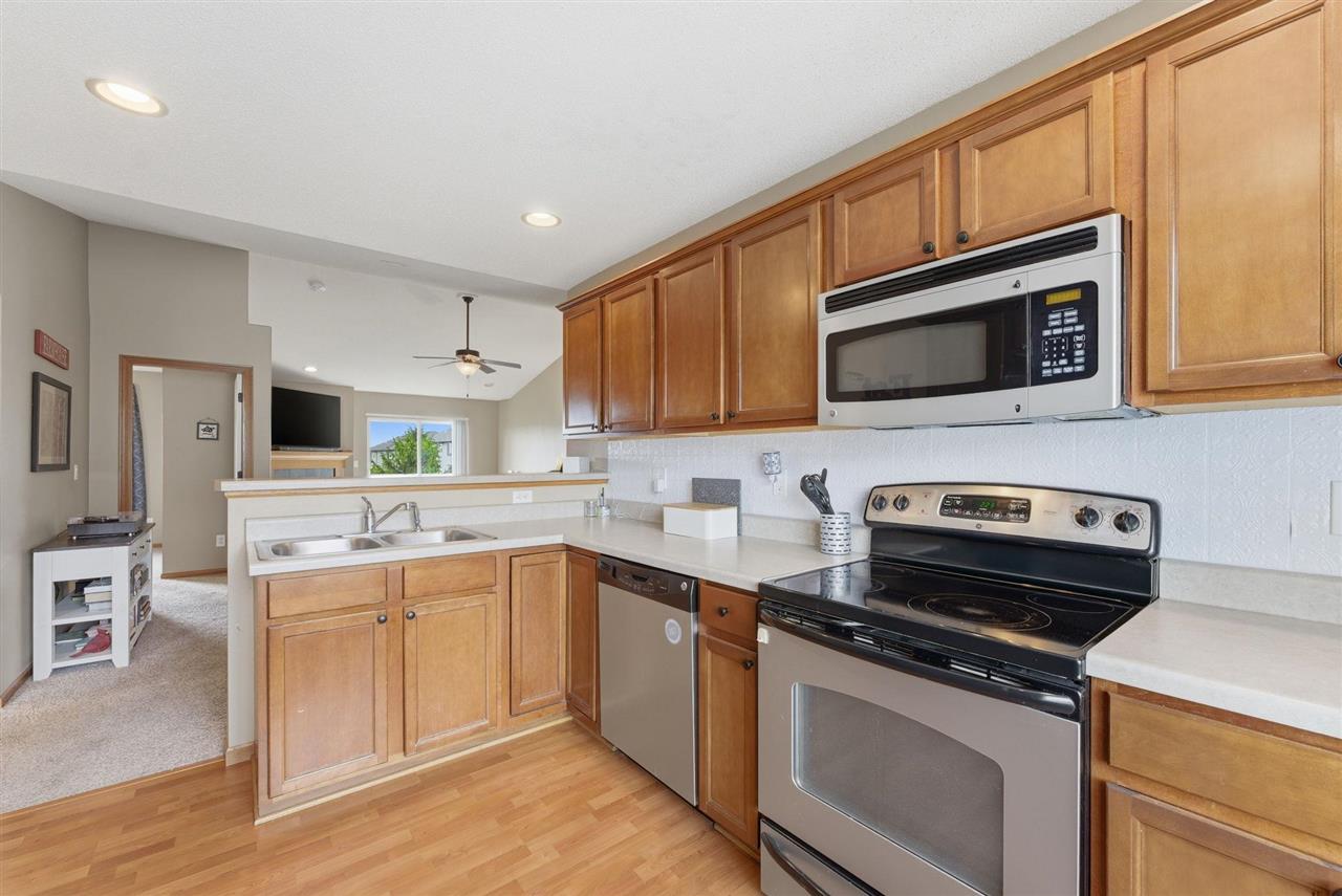 1809 Goose Lake Circle North Liberty IA 52317