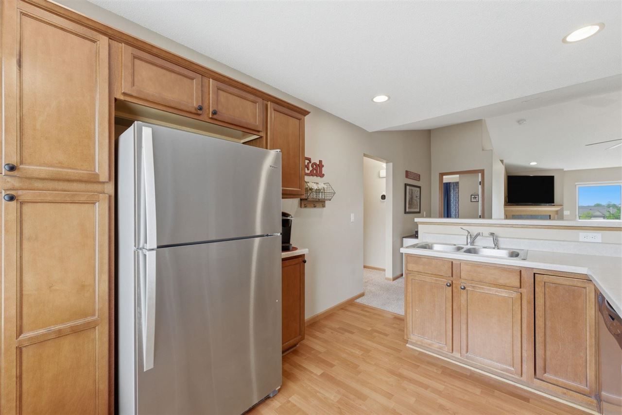 1809 Goose Lake Circle North Liberty IA 52317