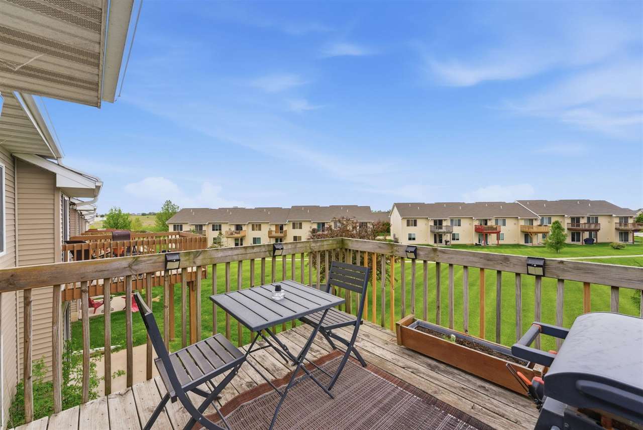 1809 Goose Lake Circle North Liberty IA 52317