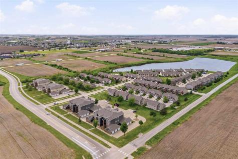 1809 Goose Lake Circle North Liberty IA 52317