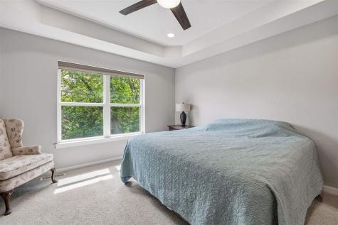 1041 Dubs Drive Iowa City IA 52246