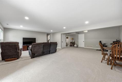 1041 Dubs Drive Iowa City IA 52246