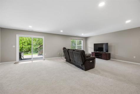 1041 Dubs Drive Iowa City IA 52246