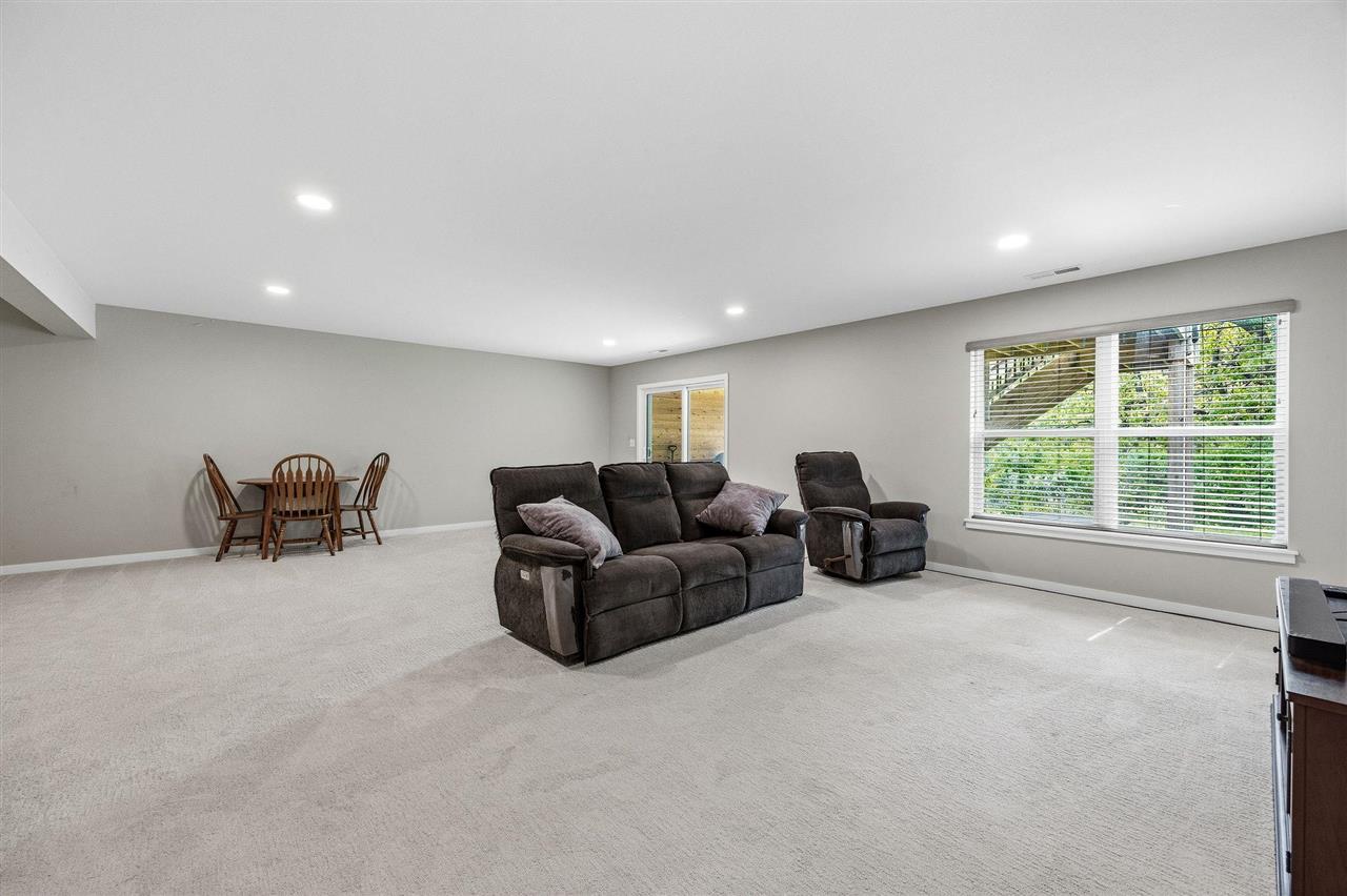 1041 Dubs Drive Iowa City IA 52246