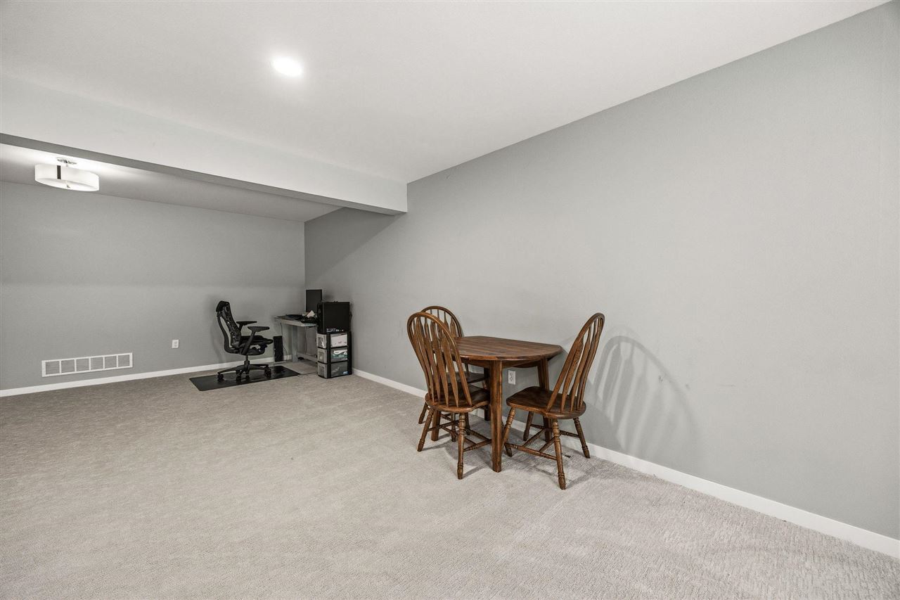 1041 Dubs Drive Iowa City IA 52246