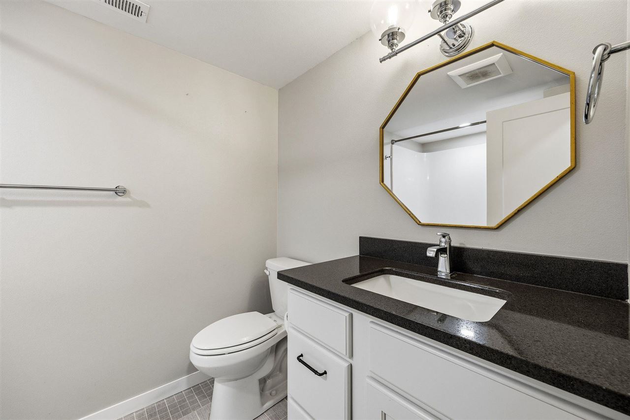 1041 Dubs Drive Iowa City IA 52246