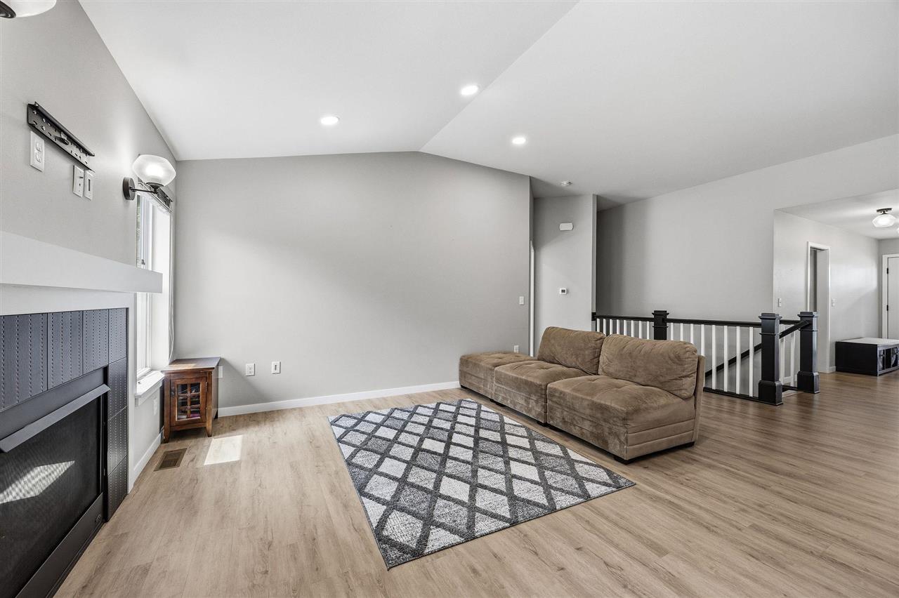 1041 Dubs Drive Iowa City IA 52246