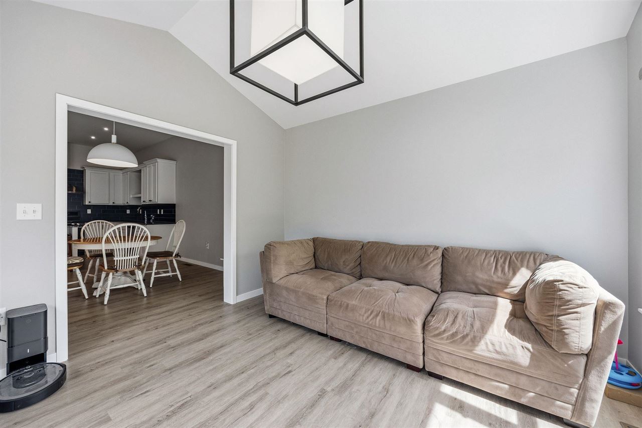 1041 Dubs Drive Iowa City IA 52246