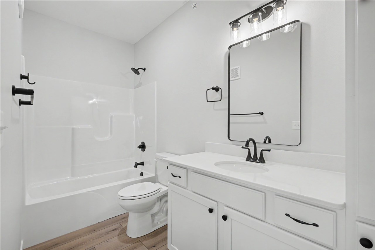 4428 Deer Creek Road Iowa City IA 52246