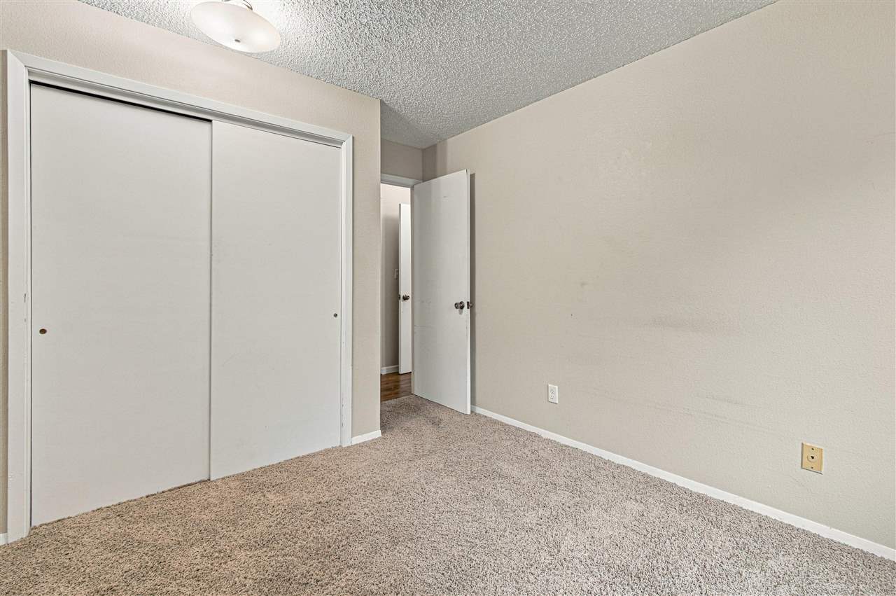 339 Willowind Place Iowa City IA 52246