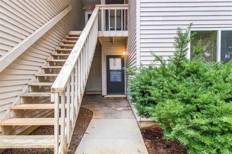 339 Willowind Place Iowa City IA 52246