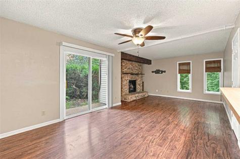 339 Willowind Place Iowa City IA 52246