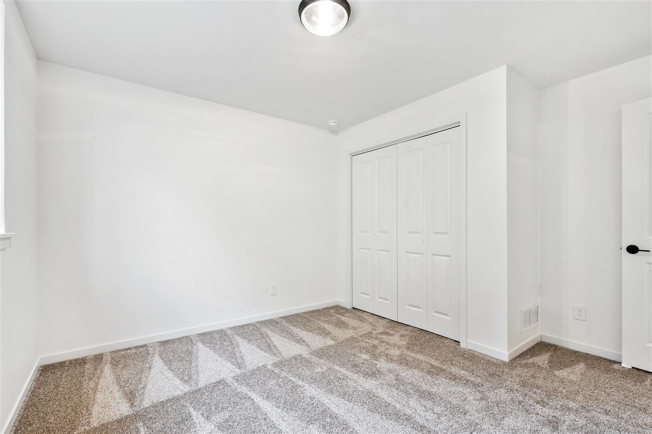 642 Maclan Court Iowa City IA 52246