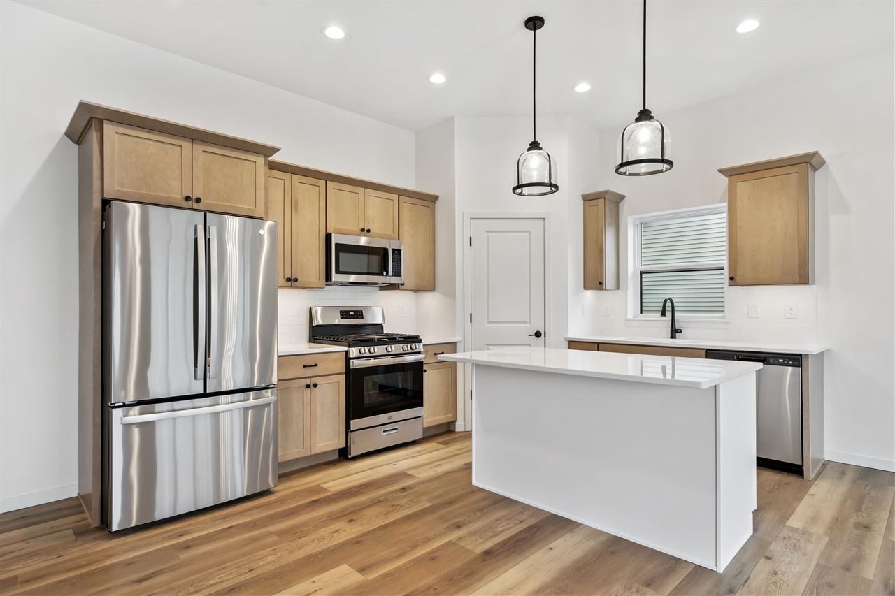 642 Maclan Court Iowa City IA 52246