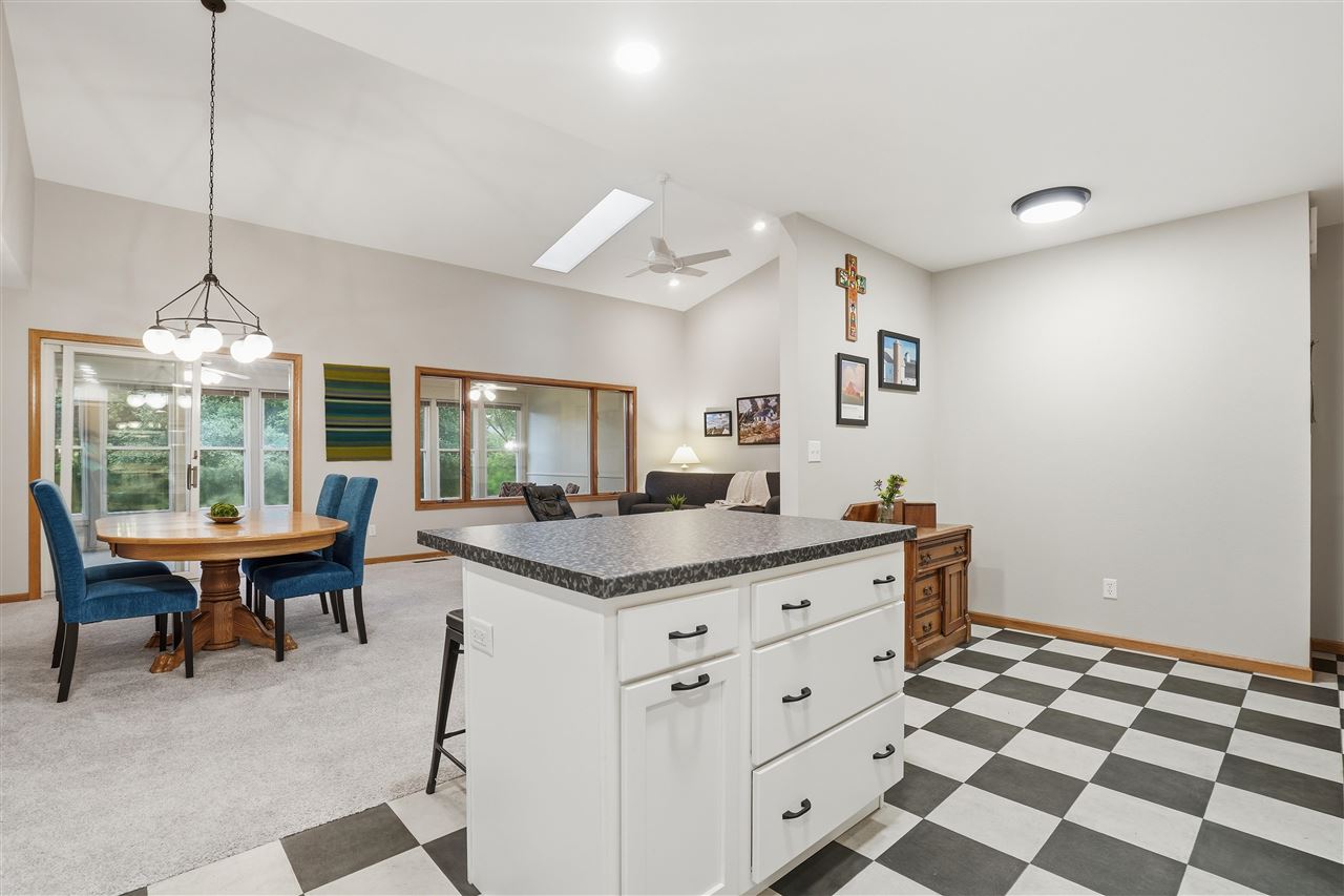 2510 Bluffwood Circle Iowa City IA 52245