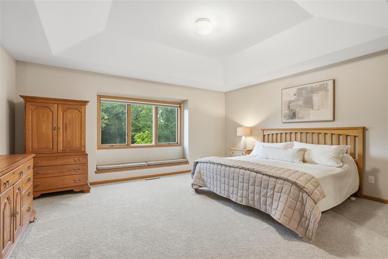 2510 Bluffwood Circle Iowa City IA 52245