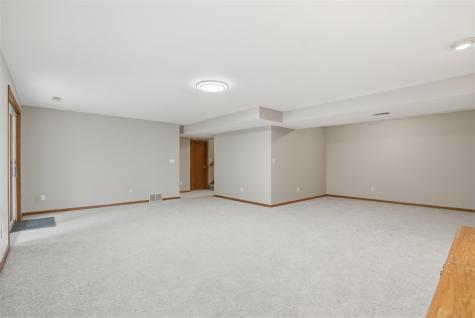 2510 Bluffwood Circle Iowa City IA 52245
