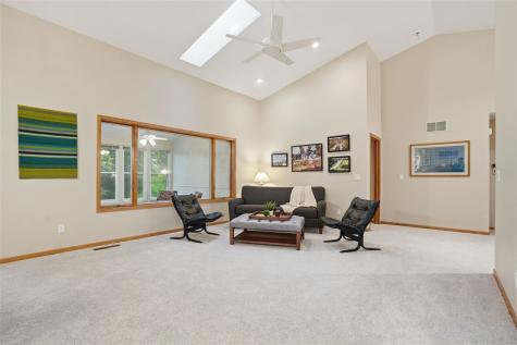 2510 Bluffwood Circle Iowa City IA 52245