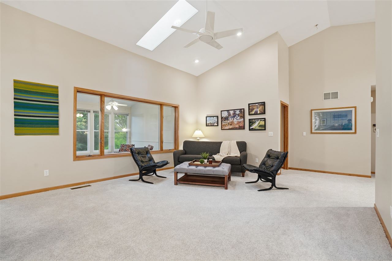 2510 Bluffwood Circle Iowa City IA 52245