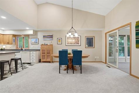 2510 Bluffwood Circle Iowa City IA 52245