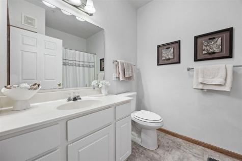 1753 Louis Place Iowa City IA 52245