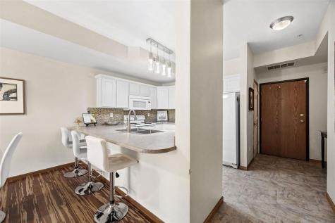 1753 Louis Place Iowa City IA 52245