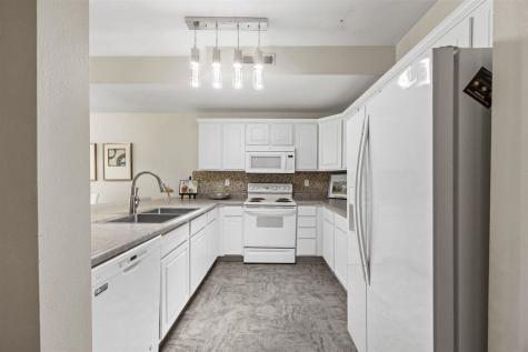 1753 Louis Place Iowa City IA 52245