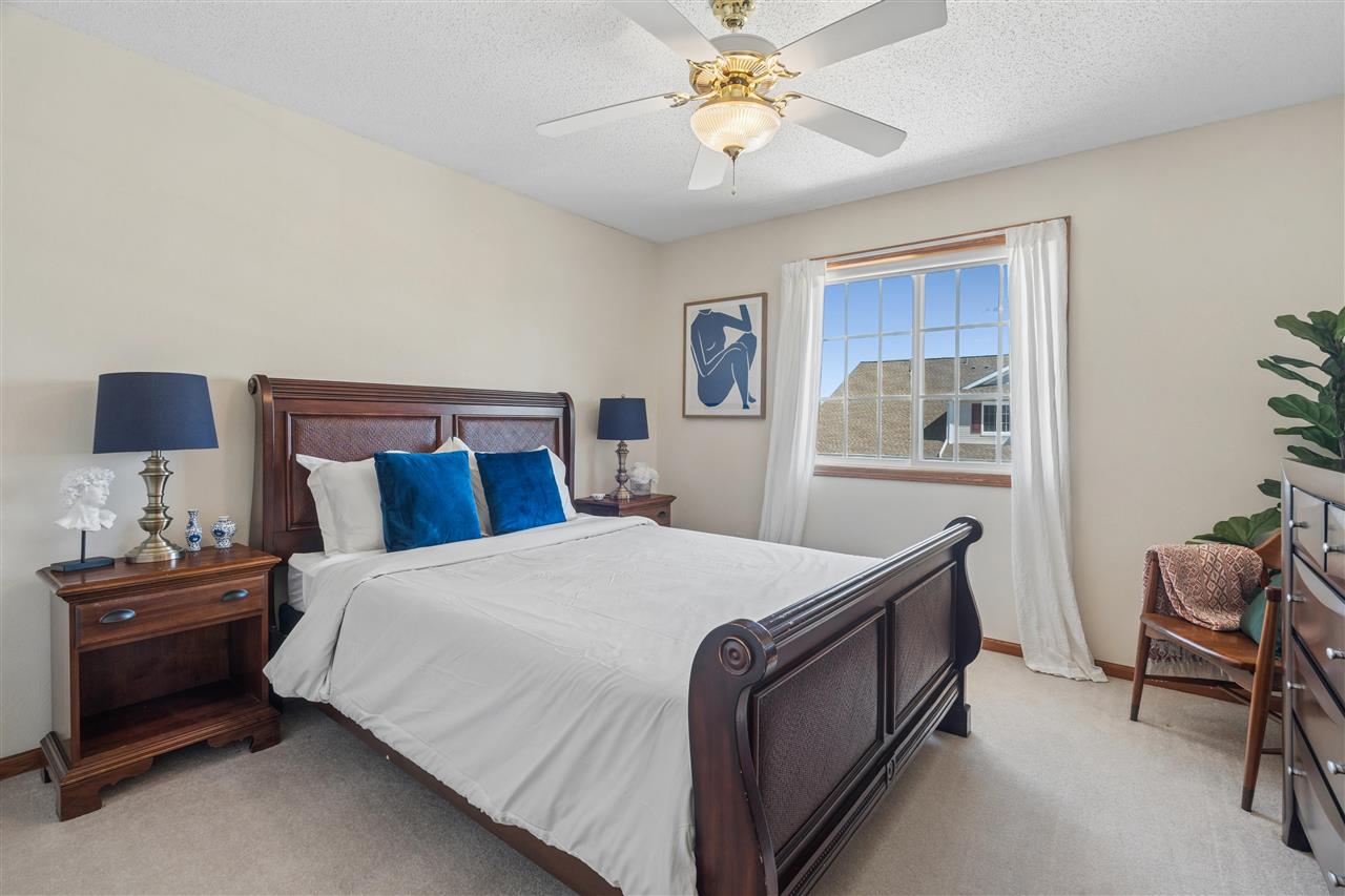 7306 Walden Road NE Cedar Rapids IA 52402