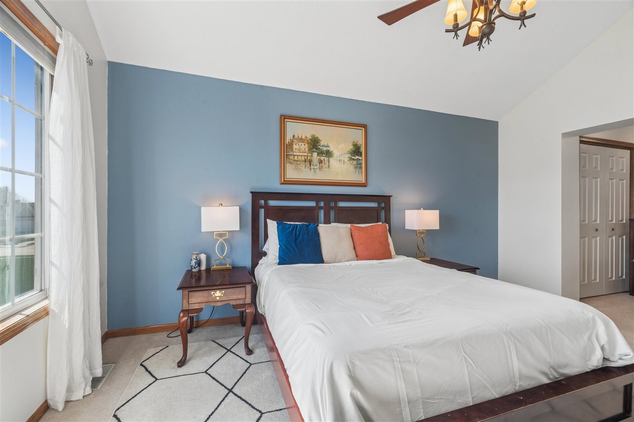 7306 Walden Road NE Cedar Rapids IA 52402